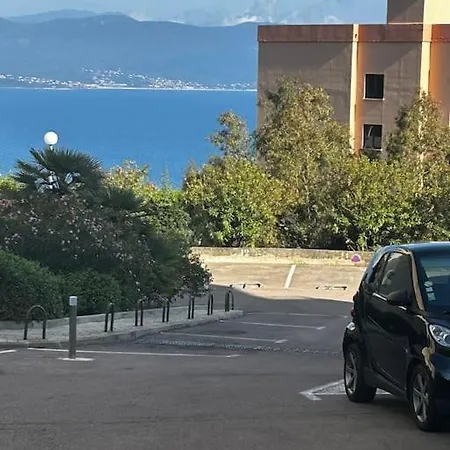 アパート Climatise Belle Vue アジャクシオ