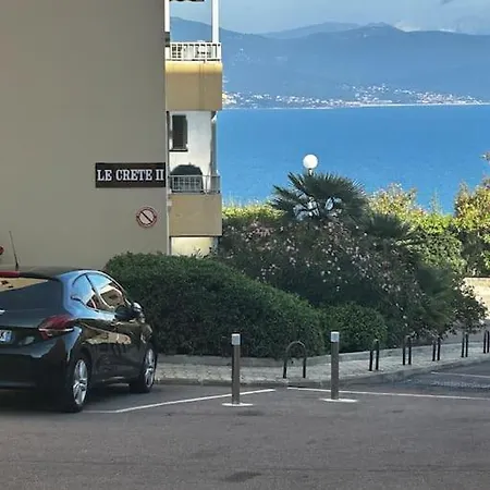 アパート Climatise Belle Vue アジャクシオ